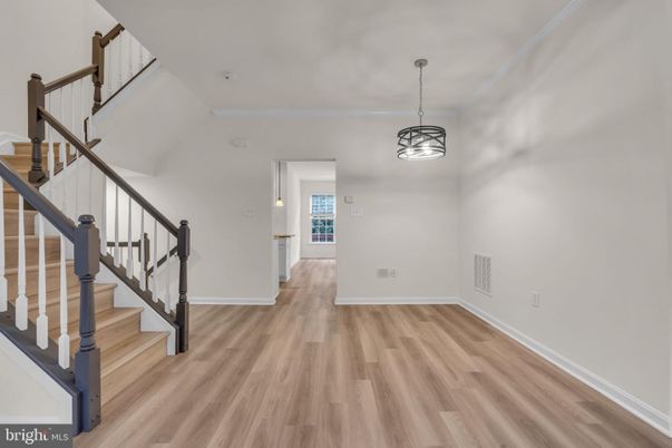 Interior, Pendant Lights, Wood Texture Flooring