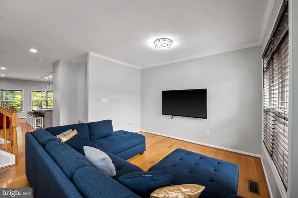 Interior, Living room, Pendant Lights, Recessed Lighting, Wood Texture Flooring