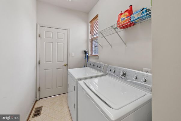 Interior, Recessed Lighting, Utility Closets, Washer