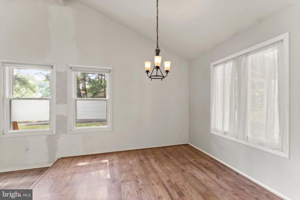 Chandelier, Empty room, Interior, Wood Texture Flooring