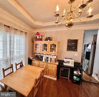Chandelier, Dining room, Interior, Wood Texture Flooring