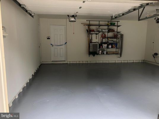 Garage, Interior