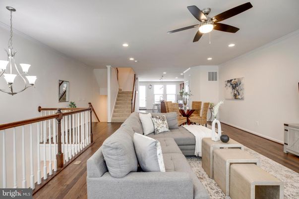 Interior, Living room, Pendant Lights, Recessed Lighting, Wood Texture Flooring