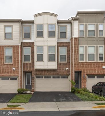Attached, Exterior, Facade, Brick Facade, Rowhouse