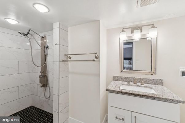 Bathroom, Interior, Marble Walls, Recessed Lighting