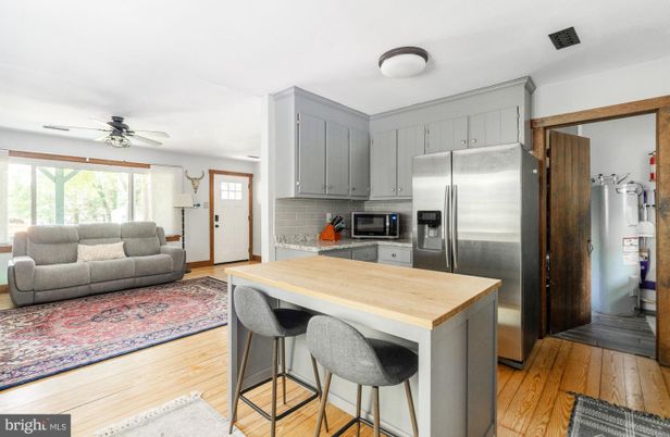 Interior, Kitchen, Living room, Stainless Steel Appliances, Wood Texture Flooring