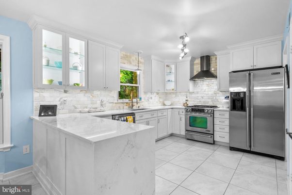 Interior, Kitchen, Stainless Steel Appliances