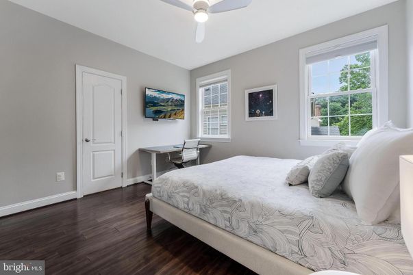 Bedroom, Home Office, Interior, Wood Texture Flooring