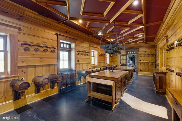 Interior, Wooden Beams, Wooden Walls