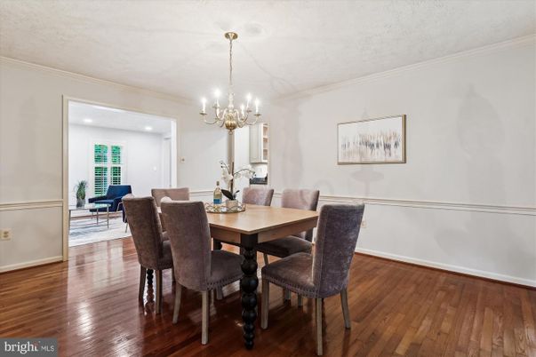 Chandelier, Dining room, Interior, Recessed Lighting, Wood Texture Flooring