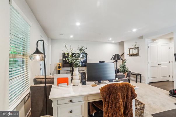 Home Office, Interior, Recessed Lighting, Wood Texture Flooring