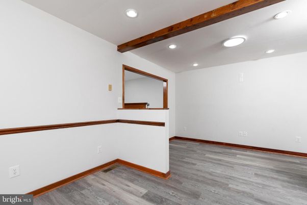 Empty room, Interior, Recessed Lighting, Wooden Beams, Wood Texture Flooring