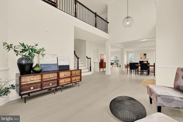Dining room, Interior, Pendant Lights, Recessed Lighting
