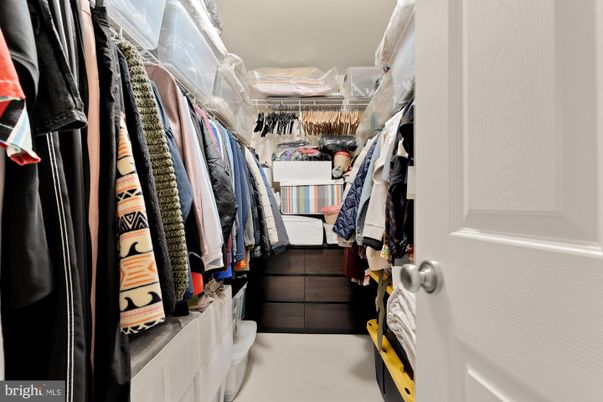 Interior, Walk-in Closets