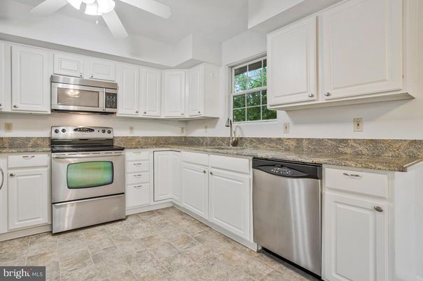 Interior, Kitchen, Stainless Steel Appliances