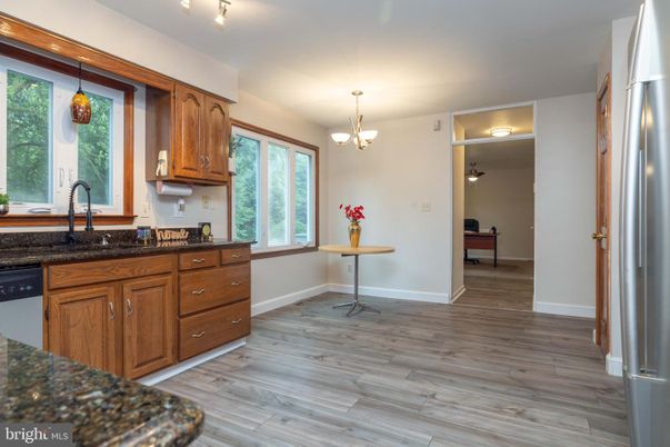 Interior, Kitchen, Pendant Lights, Wood Texture Flooring