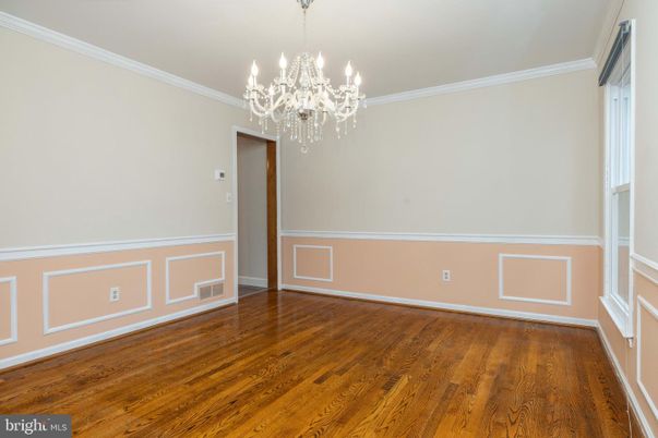 Chandelier, Empty room, Interior, Wood Texture Flooring