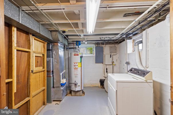 Interior, Washer