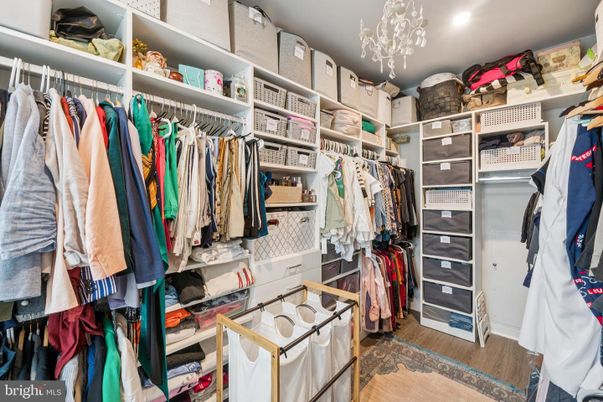 Interior, Recessed Lighting, Walk-in Closets, Wood Texture Flooring