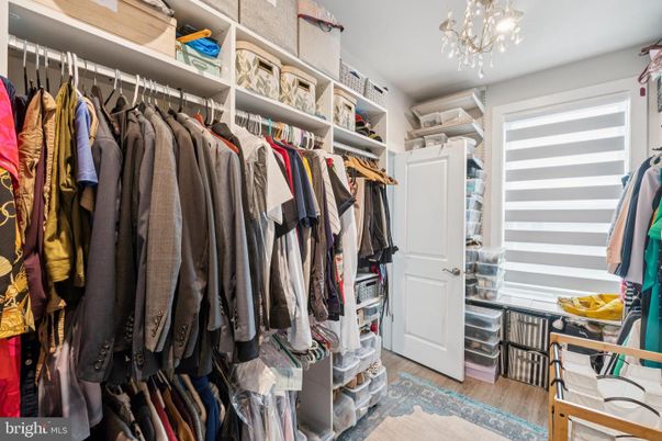 Interior, Walk-in Closets, Wood Texture Flooring