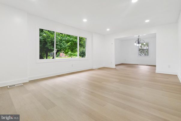 Empty room, Interior, Pendant Lights, Recessed Lighting, Wood Texture Flooring