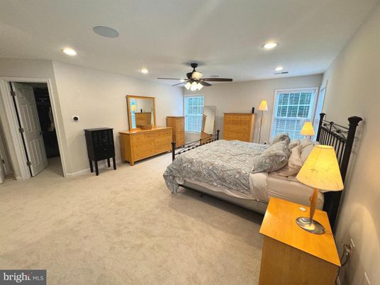 Bedroom, Interior, Recessed Lighting