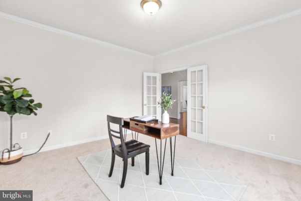 Home Office, Interior