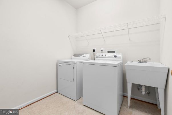 Interior, Washer