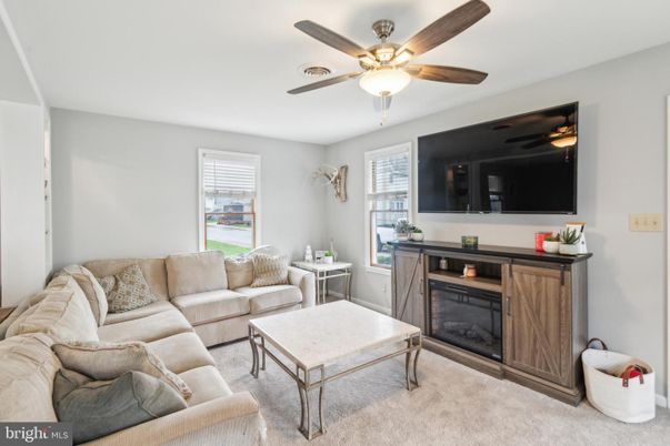 Fireplace, Interior, Living room