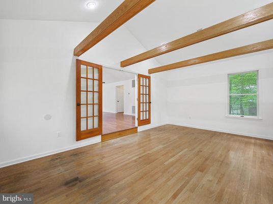 Empty room, Interior, Recessed Lighting, Wooden Beams, Wood Texture Flooring