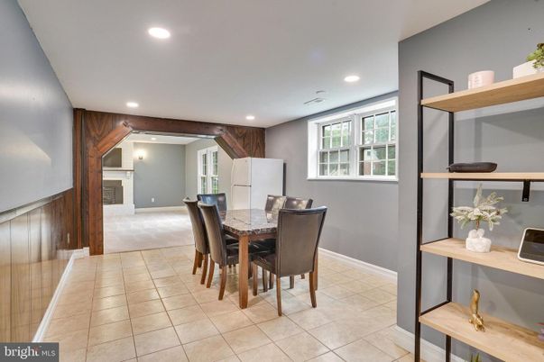 Dining room, Fireplace, Interior, Recessed Lighting