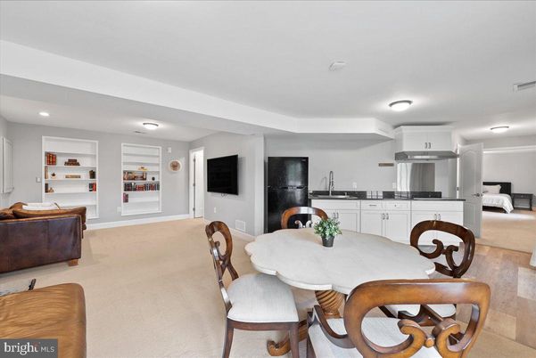 Dining room, Interior, Kitchen, Living room, Recessed Lighting