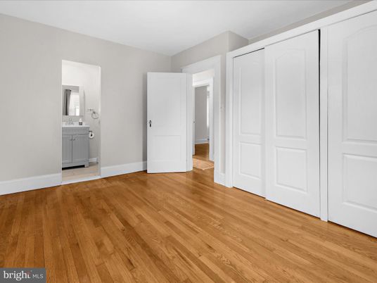 Bathroom, Empty room, Interior, Wood Texture Flooring