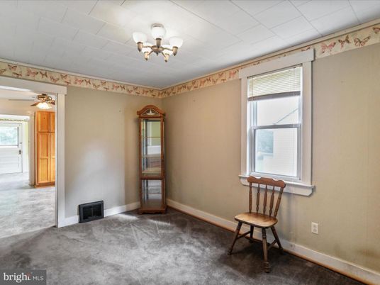 Chandelier, Empty room, Interior