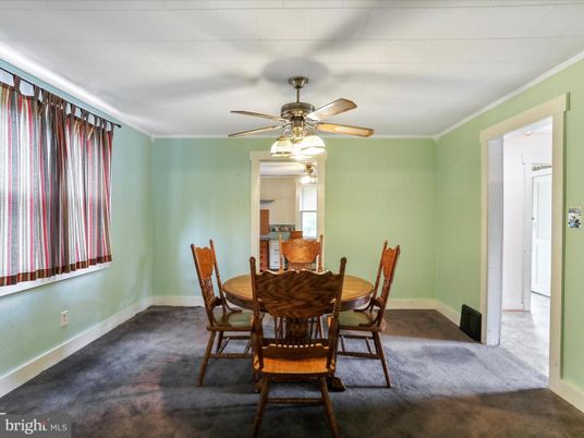Dining room, Interior