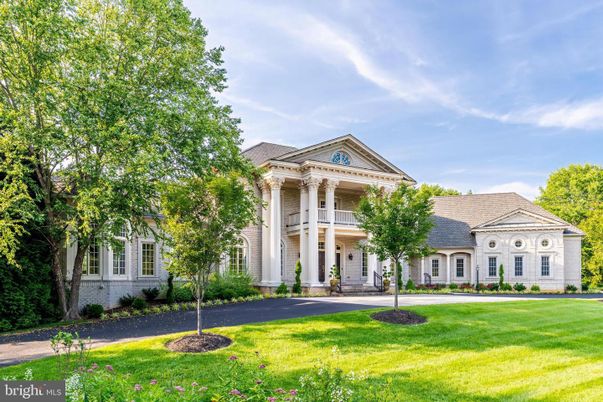 Backyard, Exterior, Facade, French Provincial