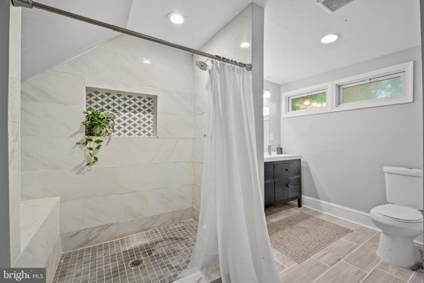Bathroom, Interior, Marble Walls, Recessed Lighting