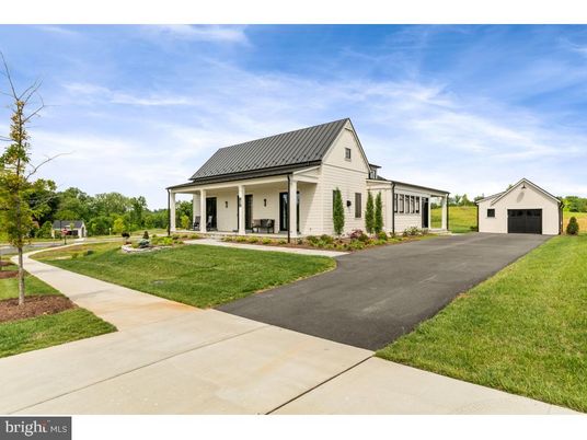 Backyard, Detached Garage, Exterior, Facade, Farmhouse