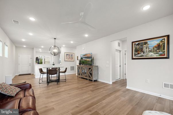 Chandelier, Dining room, Interior, Pendant Lights, Recessed Lighting, Wood Texture Flooring