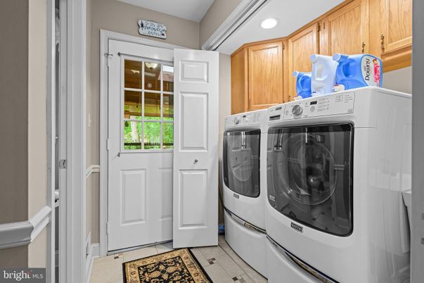 Interior, Recessed Lighting, Washer