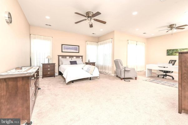 Bedroom, Home Office, Interior, Recessed Lighting