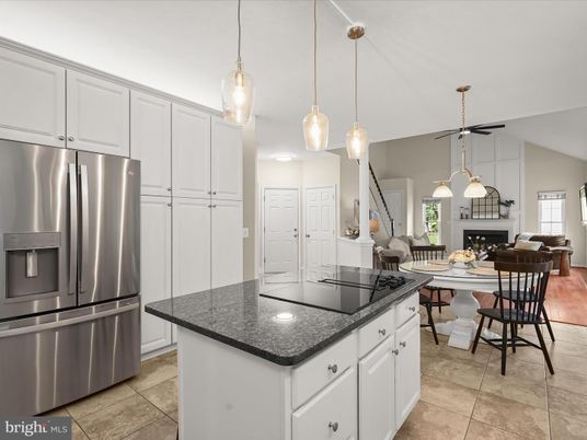 Dining room, Fireplace, Interior, Kitchen, Pendant Lights, Stainless Steel Appliances