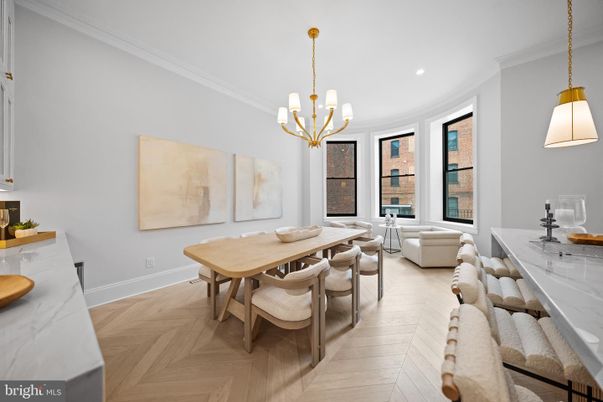 Dining room, Interior, Living room, Pendant Lights, Recessed Lighting, Wood Texture Flooring