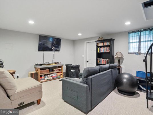 Fitness Equipment, Interior, Recessed Lighting