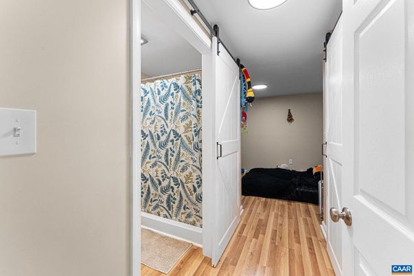 Interior, Recessed Lighting, Wood Texture Flooring
