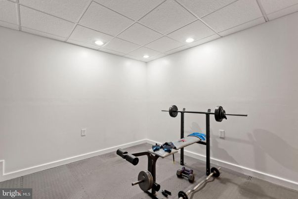 Fitness Equipment, Interior, Recessed Lighting