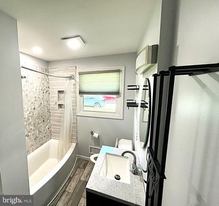 Bathroom, Interior, Recessed Lighting, Wood Texture Flooring
