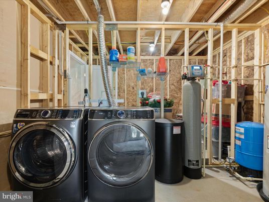 Interior, Washer, Wooden Beams, Wooden Ceilings