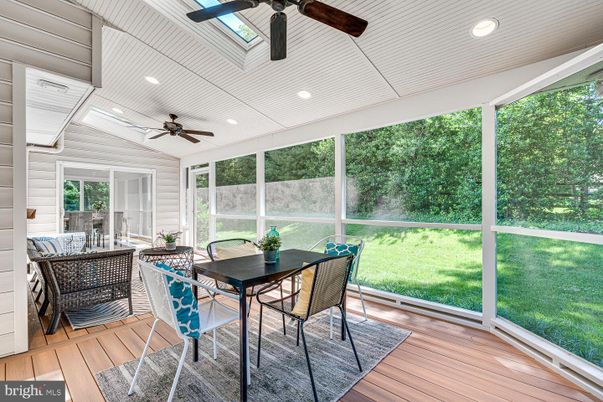 Dining room, Interior, Recessed Lighting, Sun Room, Wood Texture Flooring