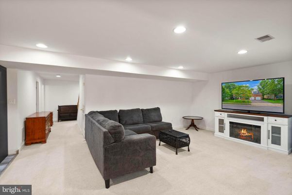 Fireplace, Interior, Living room, Recessed Lighting